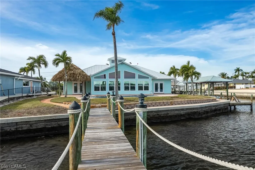489 Madison Court Fort Myers Beach FL 33931