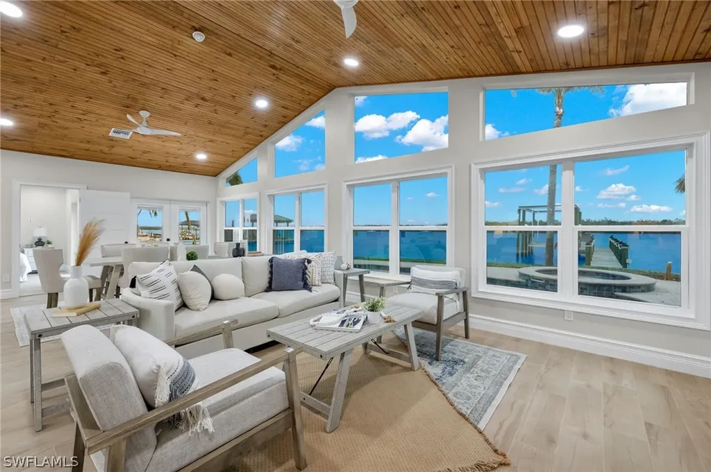 489 Madison Court Fort Myers Beach FL 33931