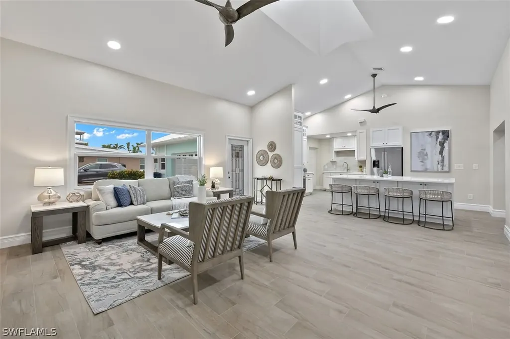 489 Madison Court Fort Myers Beach FL 33931