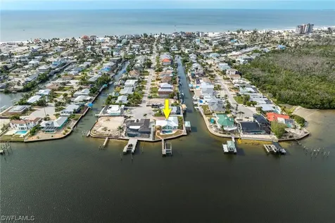 489 Madison Court Fort Myers Beach FL 33931