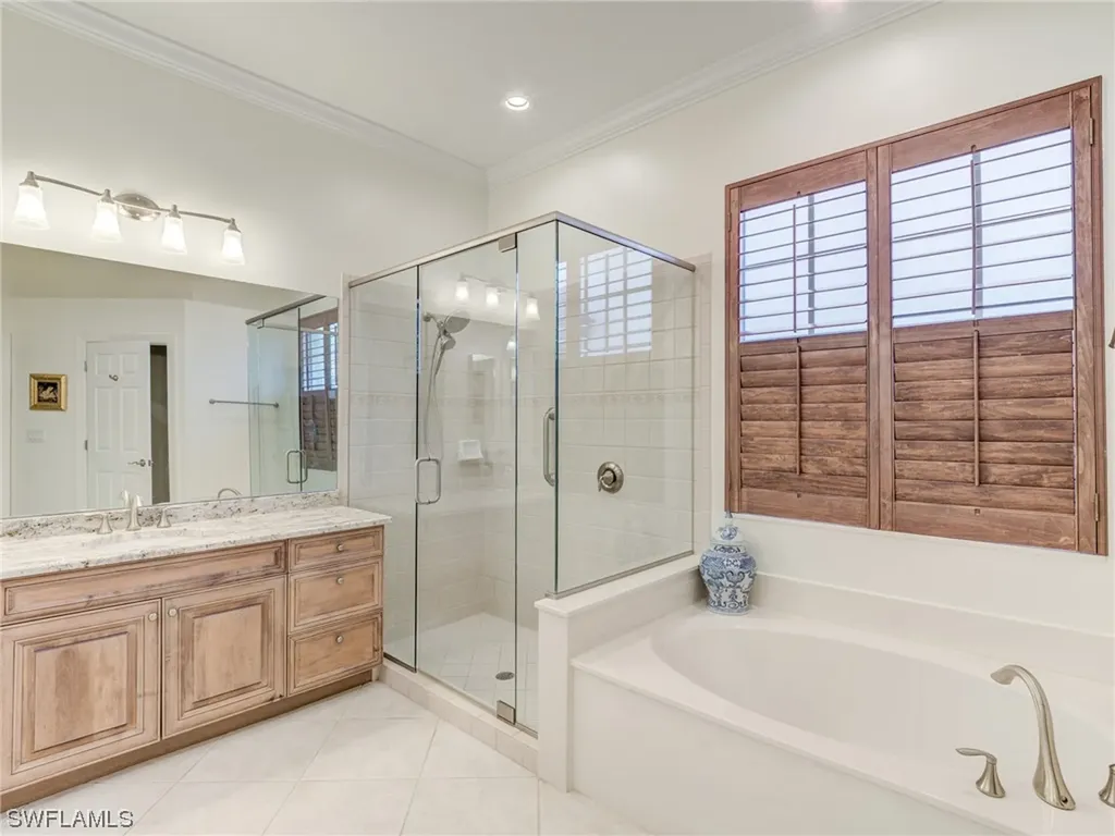 23200 Oakglen Lane Estero FL 34135