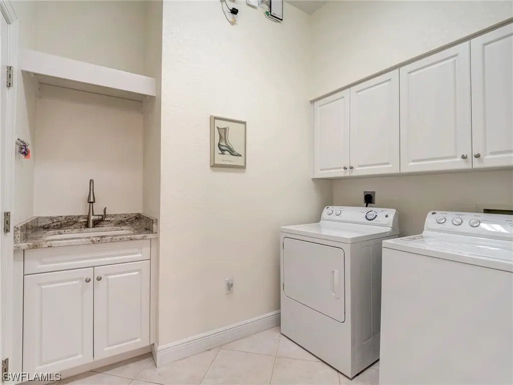 23200 Oakglen Lane Estero FL 34135
