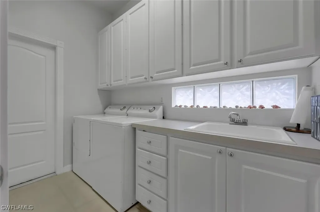 4468 Prescott Lane Naples FL 34119