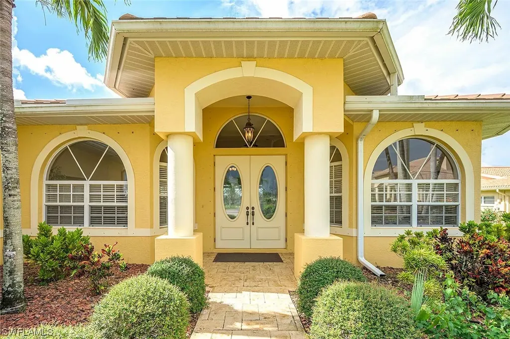 5352 Bayside Court Cape Coral FL 33904