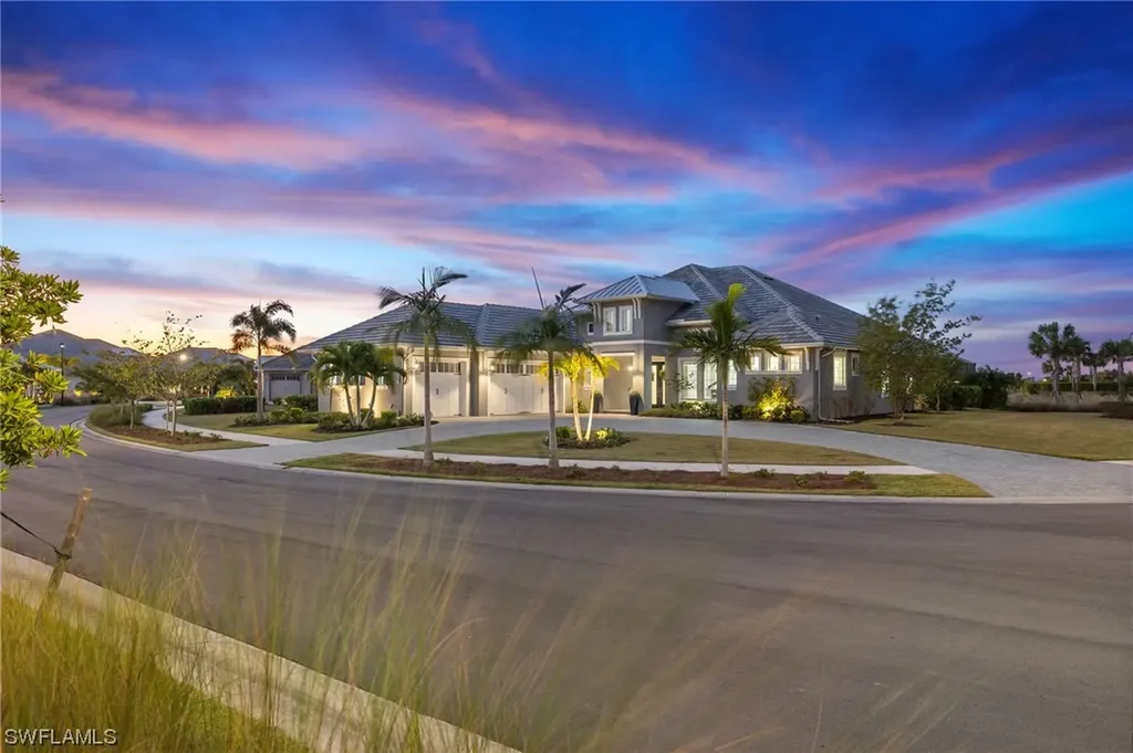 6255 Megans Bay Drive Naples FL 34113