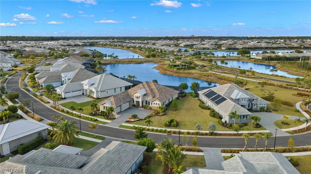 6255 Megans Bay Drive Naples FL 34113