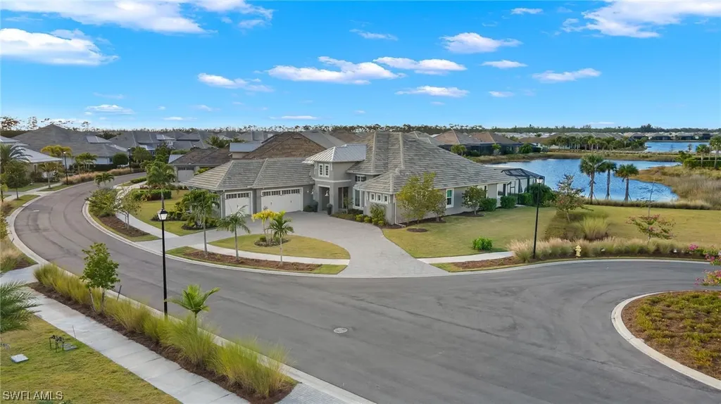 6255 Megans Bay Drive Naples FL 34113