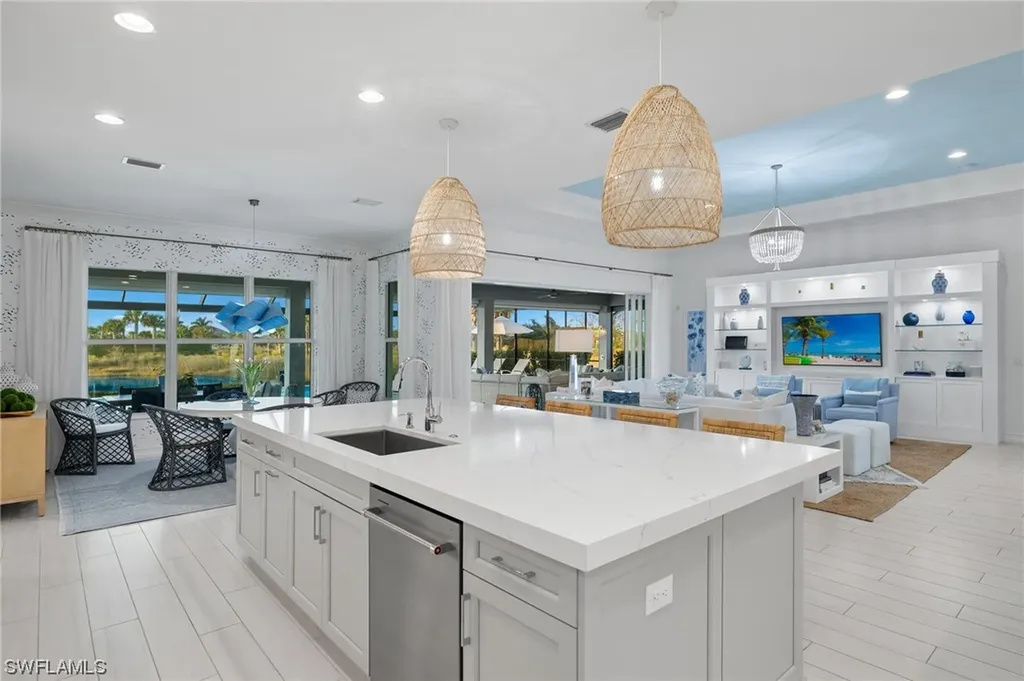 6255 Megans Bay Drive Naples FL 34113