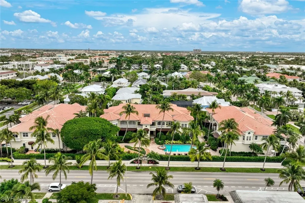 319 7th Avenue S Naples FL 34102