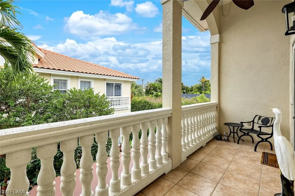 319 7th Avenue S Naples FL 34102