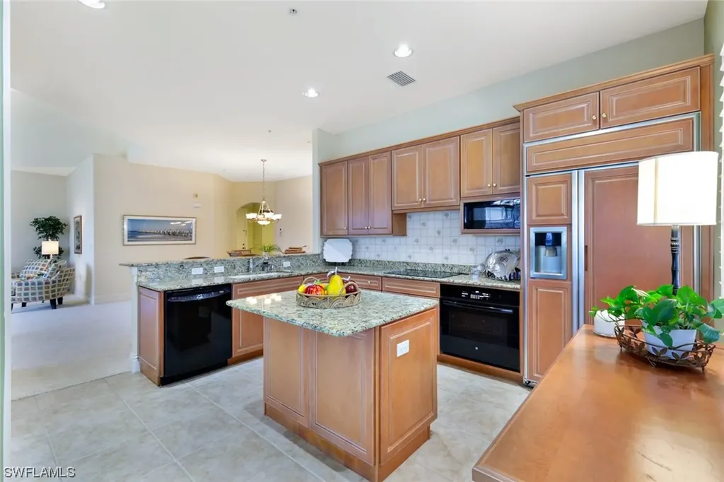 319 7th Avenue S Naples FL 34102