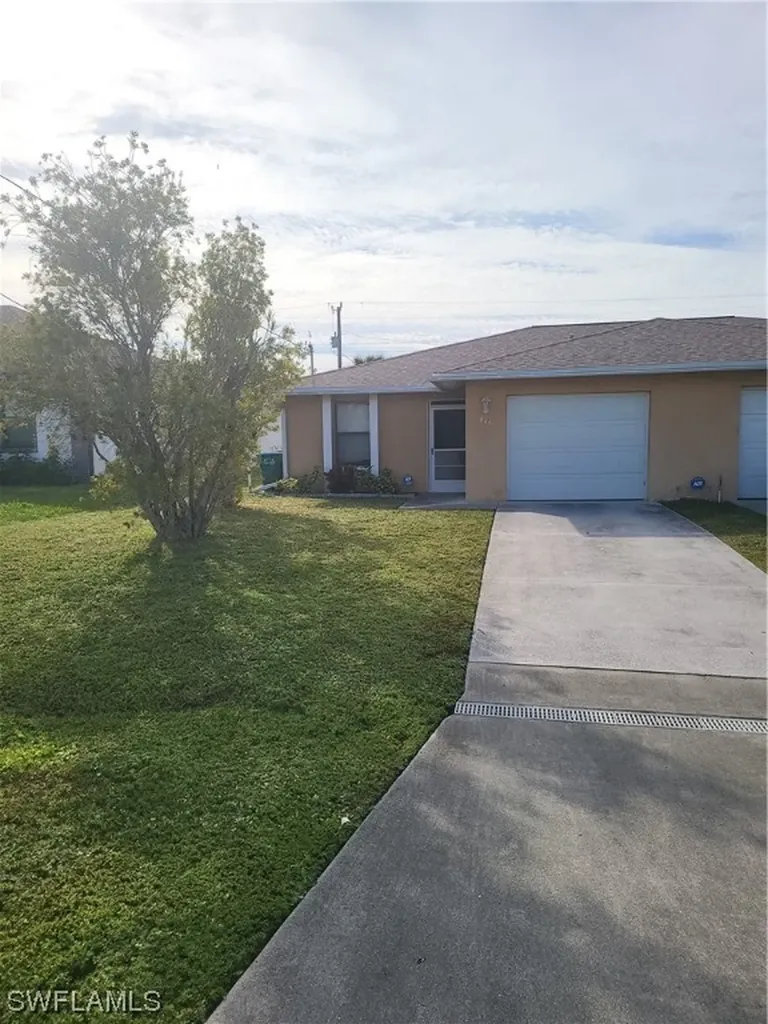 846 SE 8th Street Cape Coral FL 33990