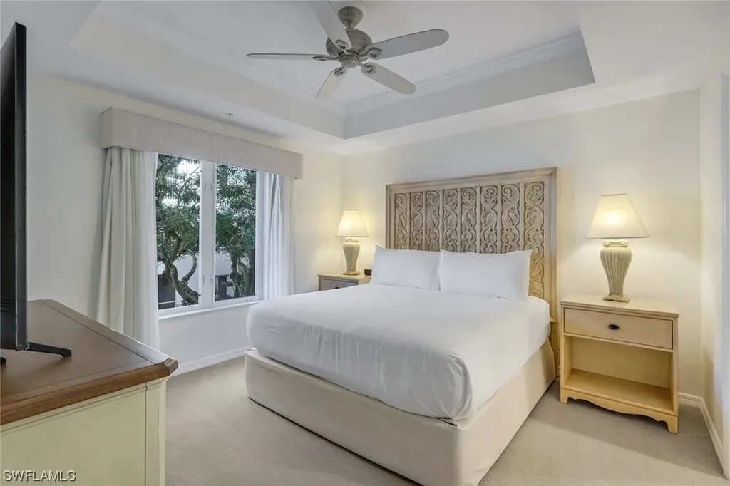 221 9th Street S Naples FL 34102