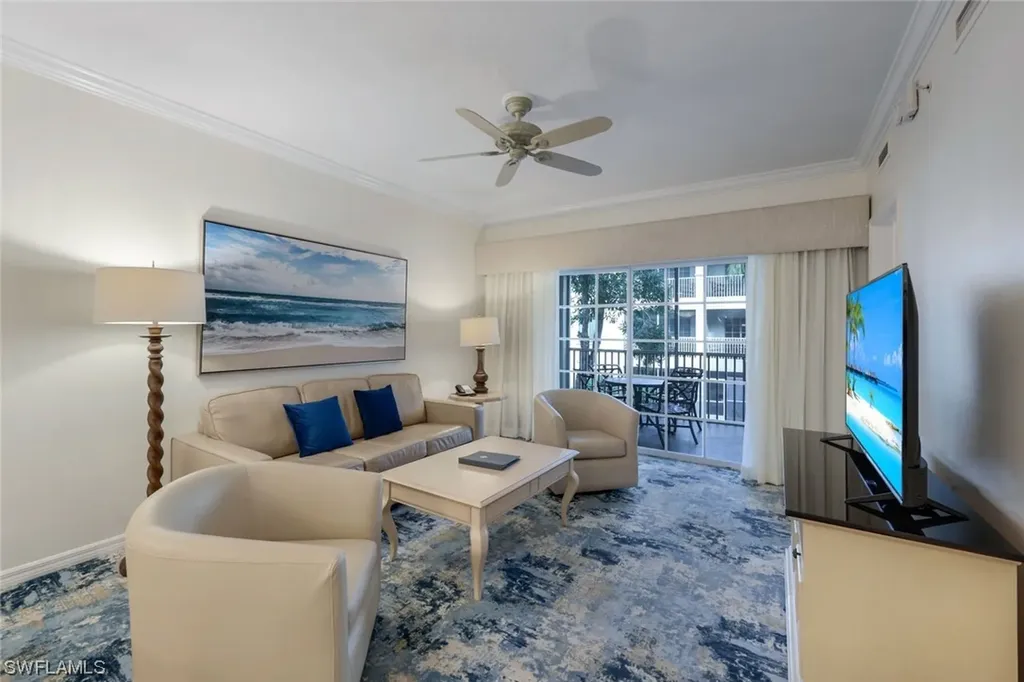 221 9th Street S Naples FL 34102