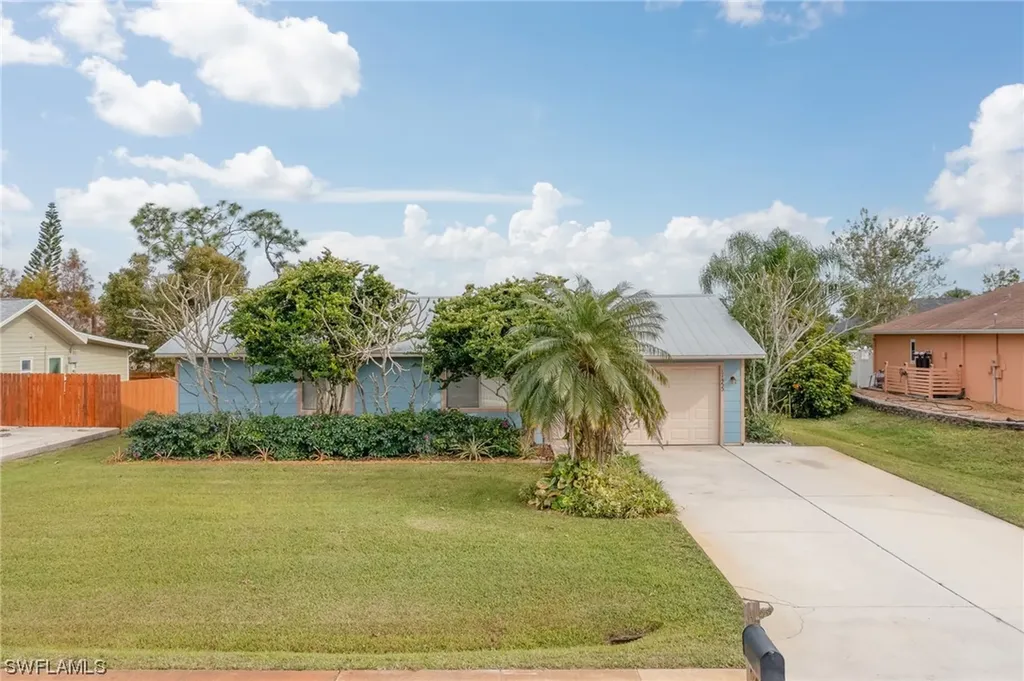 17453 Lee Road Fort Myers FL 33967