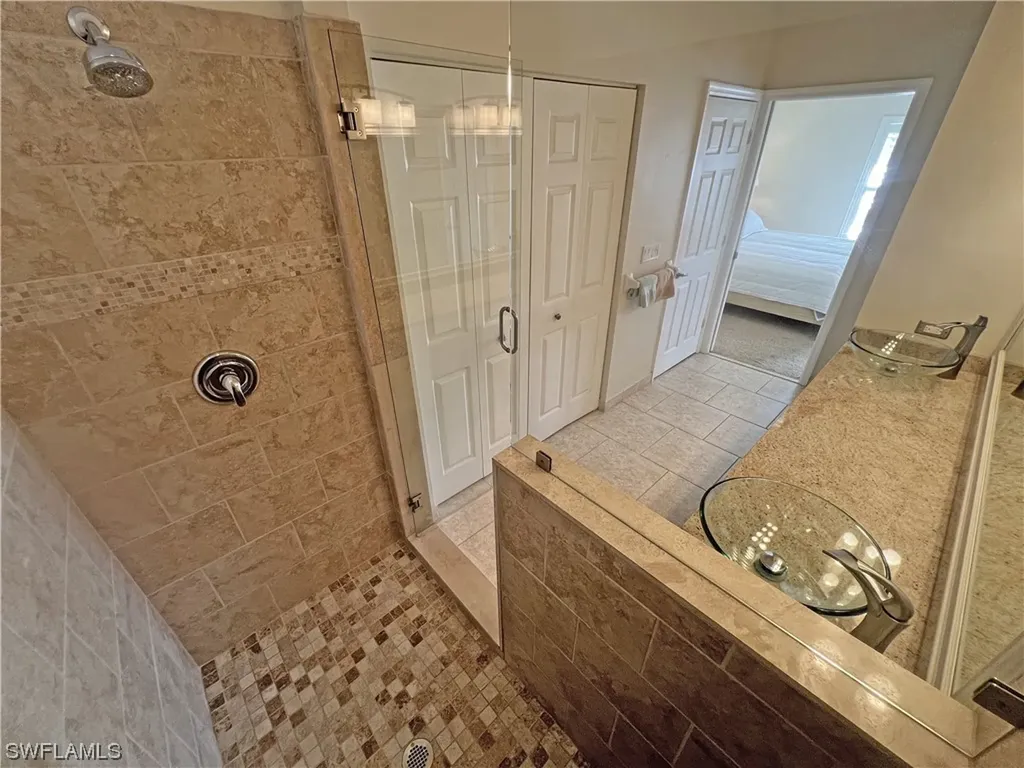 5400 Andover Drive Naples FL 34110