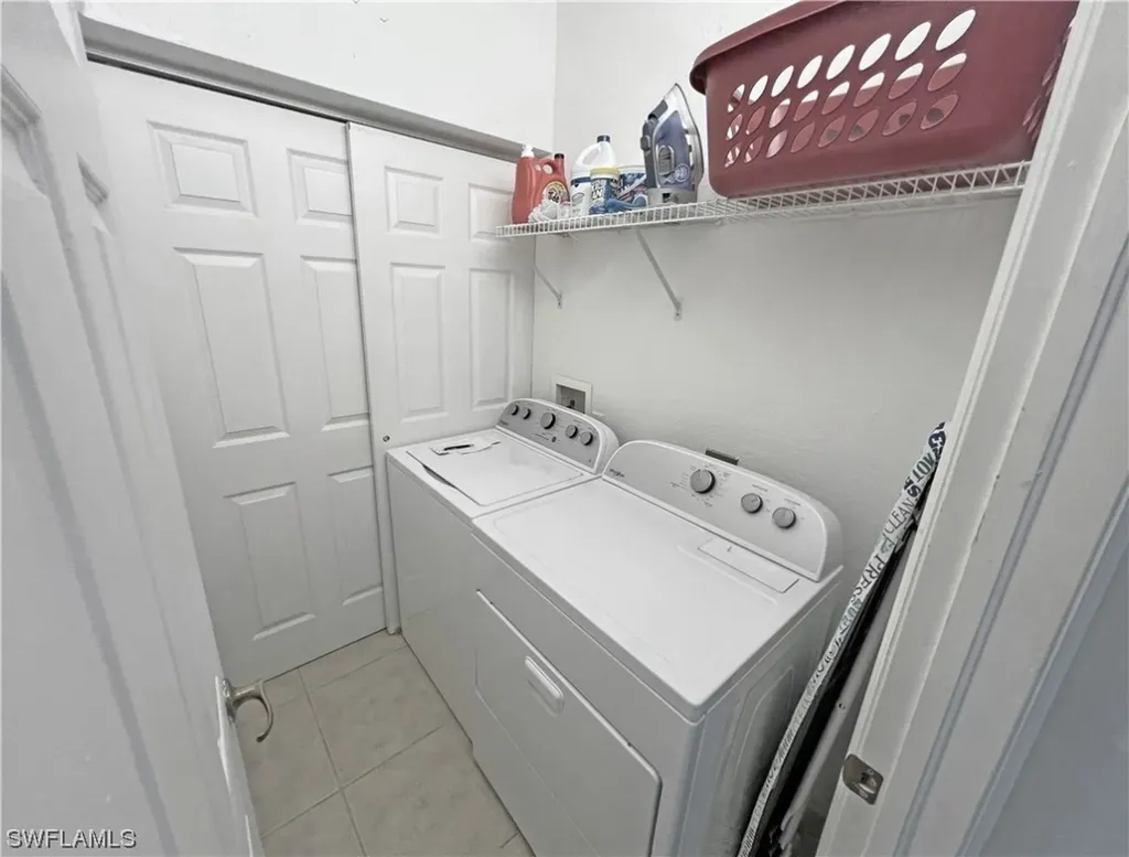 5400 Andover Drive Naples FL 34110