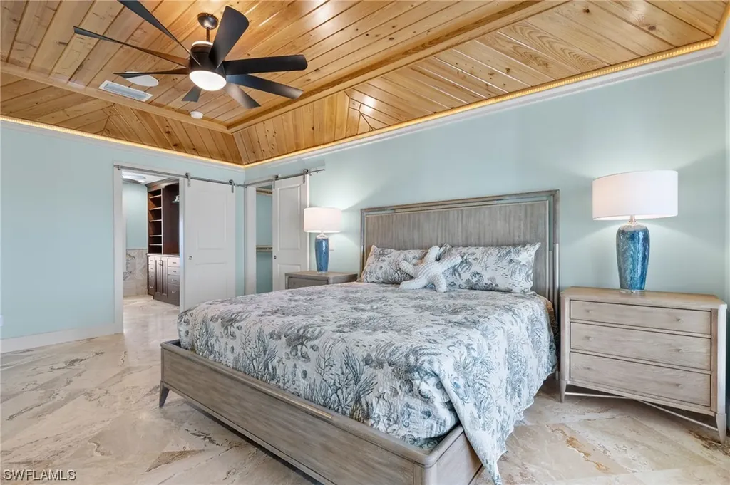 2437 Sapodilla Lane St. James City FL 33956