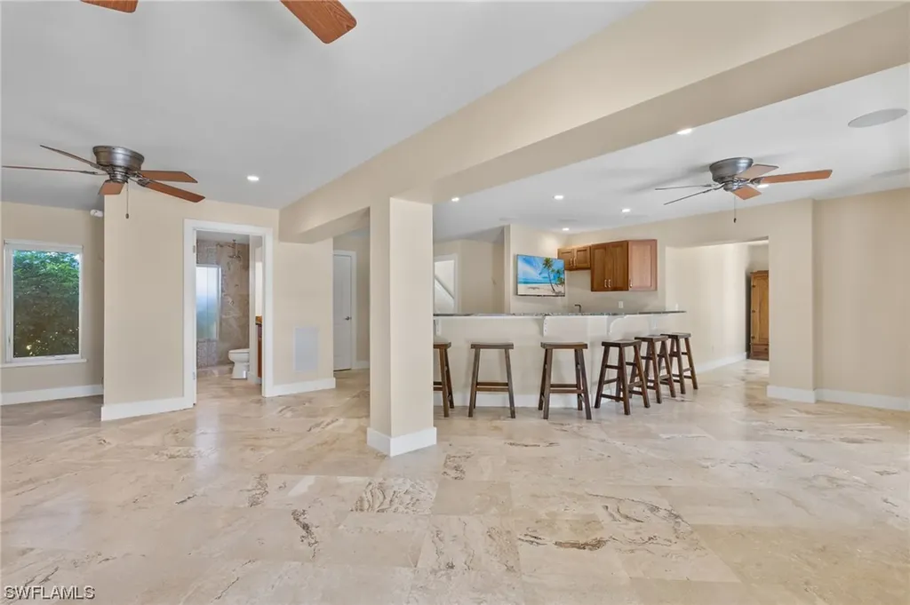2437 Sapodilla Lane St. James City FL 33956