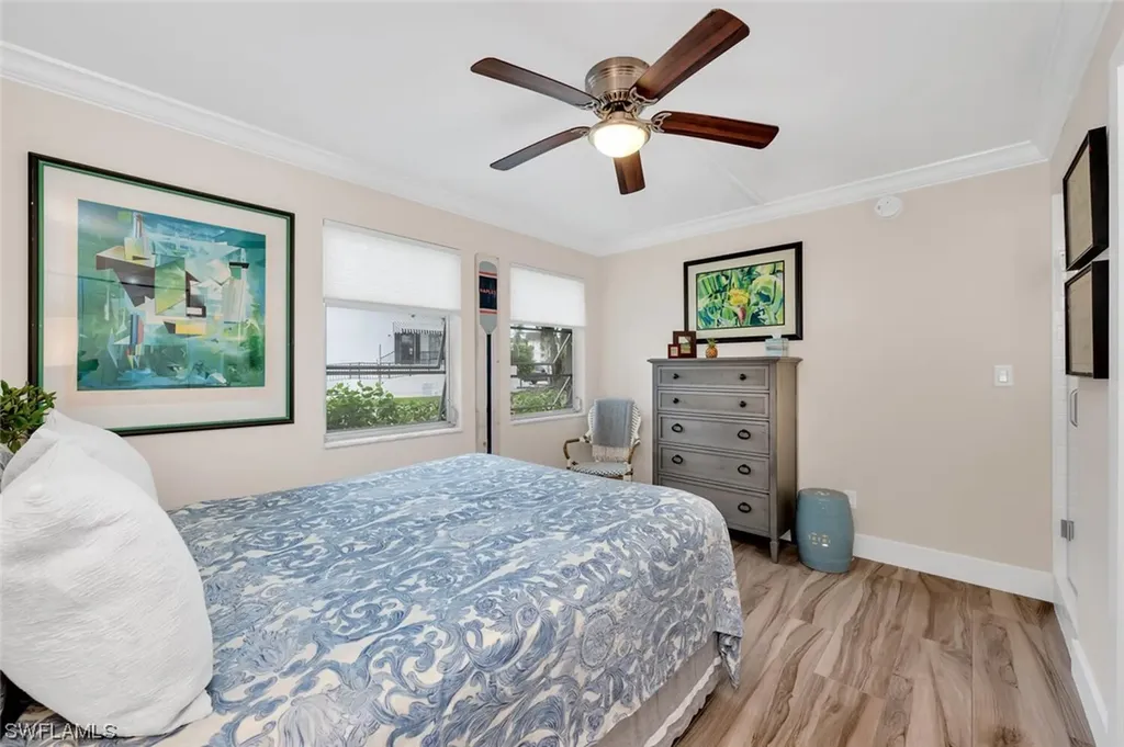 683 12th Avenue S Naples FL 34102