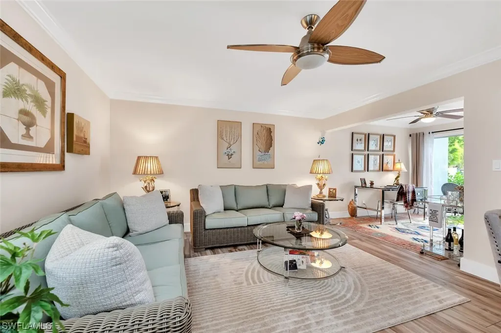 683 12th Avenue S Naples FL 34102