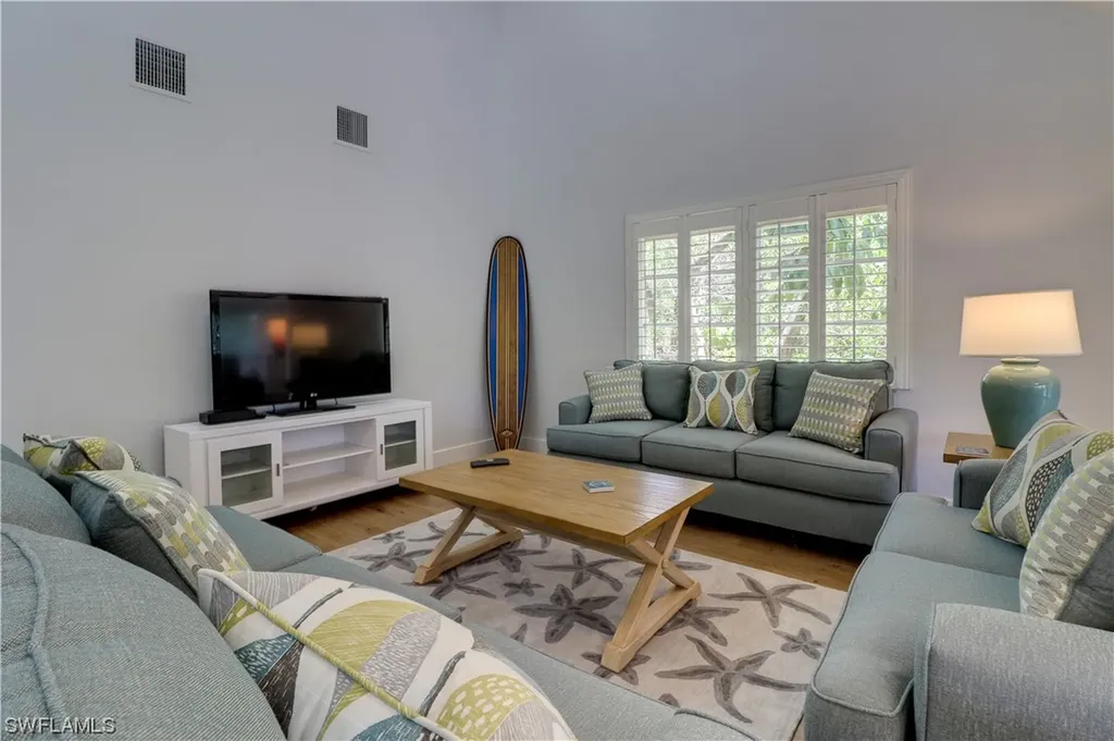 2479 Blind Pass Court Sanibel FL 33957