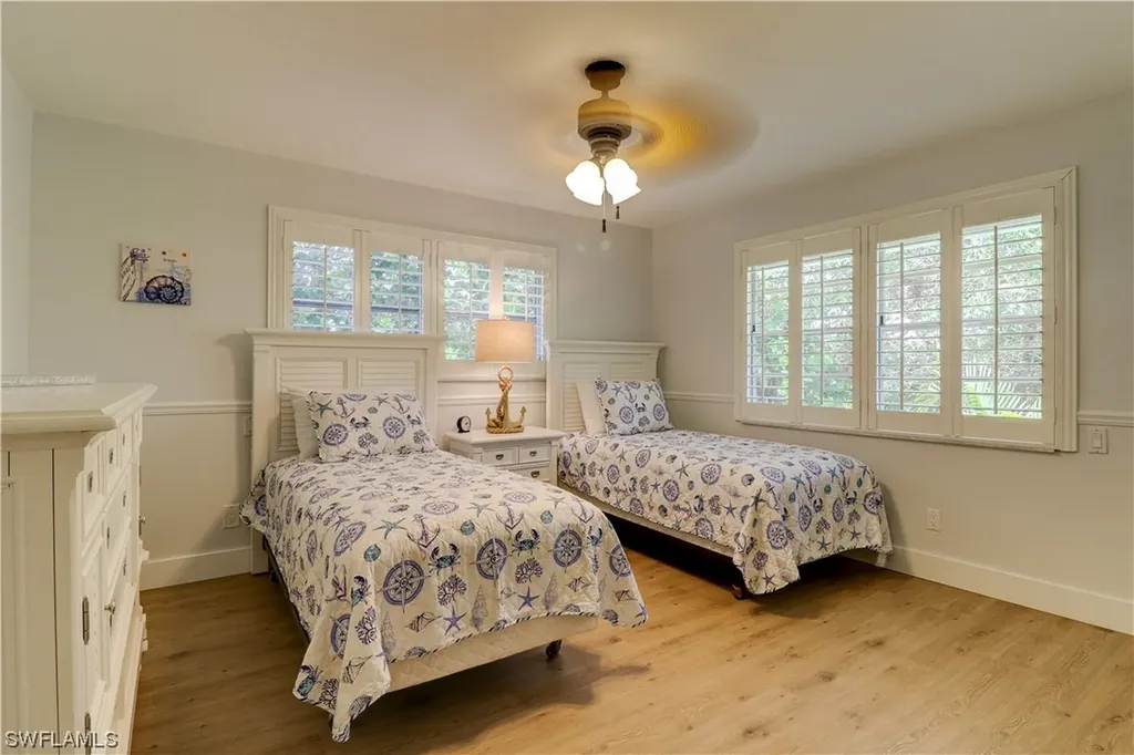 2479 Blind Pass Court Sanibel FL 33957