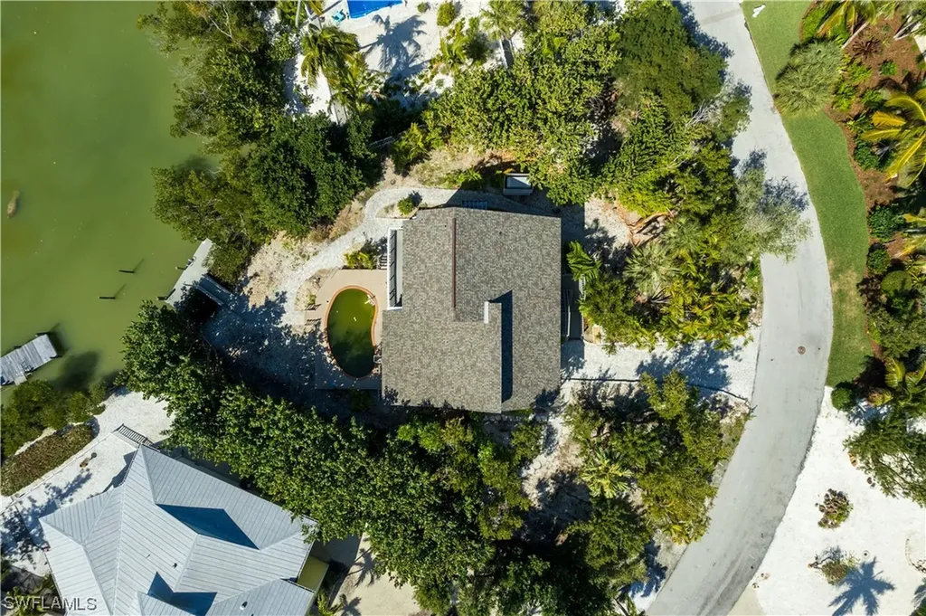2479 Blind Pass Court Sanibel FL 33957