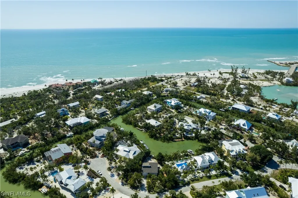 2479 Blind Pass Court Sanibel FL 33957