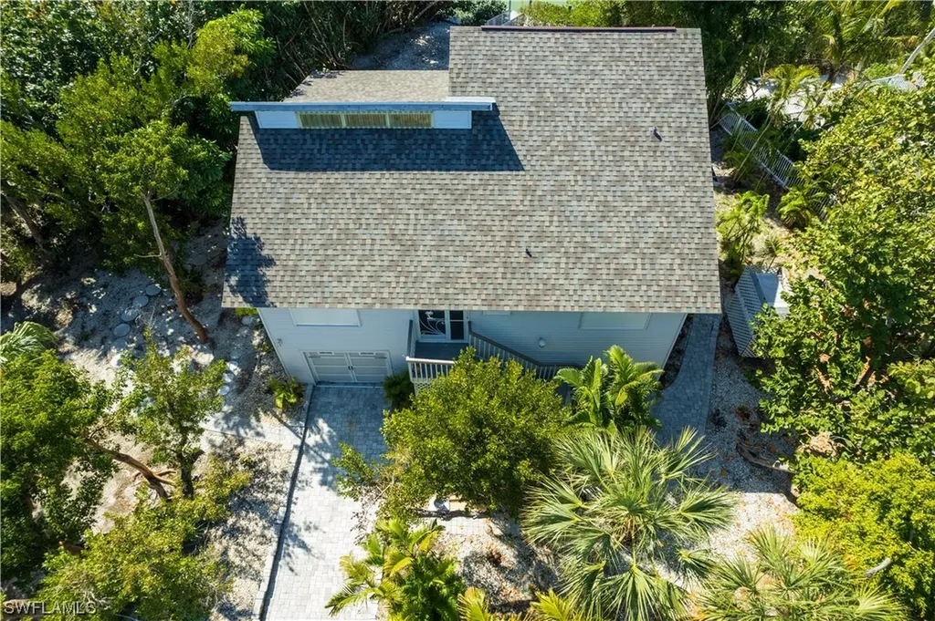 2479 Blind Pass Court Sanibel FL 33957