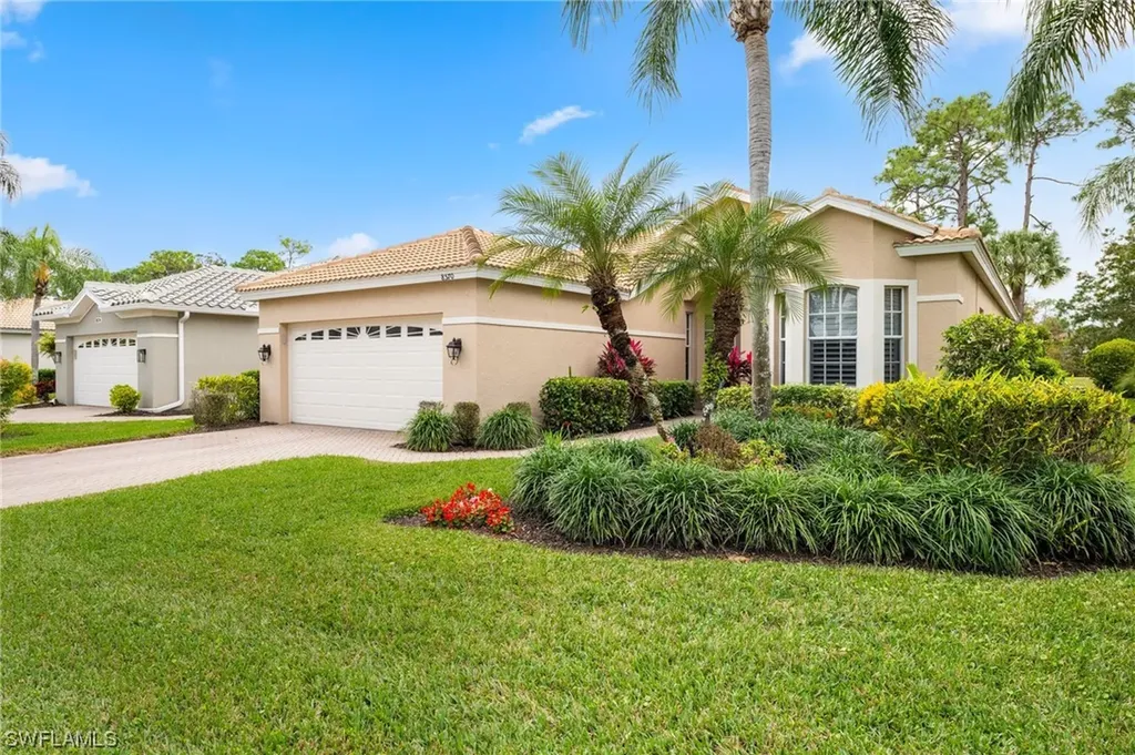 8570 Gleneagle Way Naples FL 34120