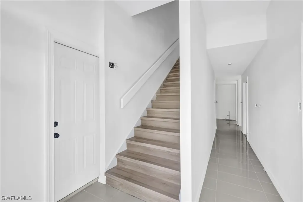 770 Park Avenue Naples FL 34110