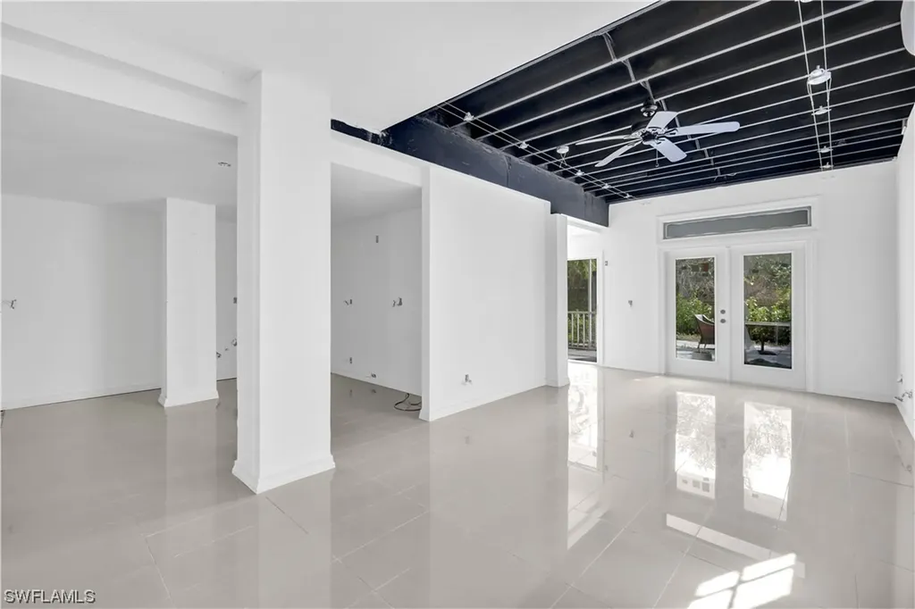 770 Park Avenue Naples FL 34110