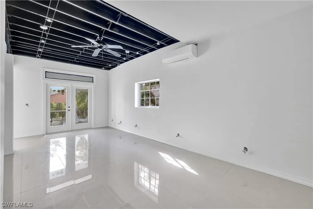770 Park Avenue Naples FL 34110