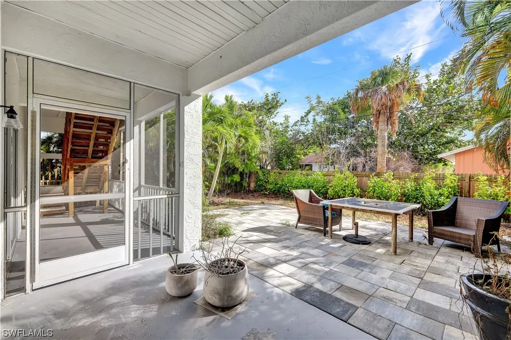 770 Park Avenue Naples FL 34110