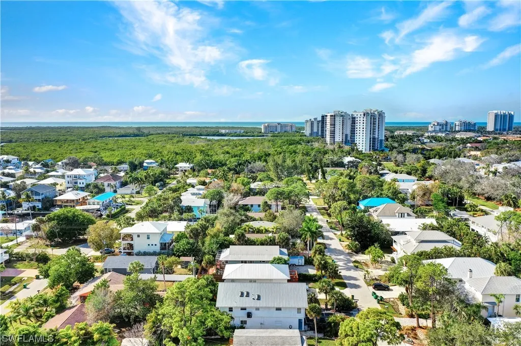 770 Park Avenue Naples FL 34110
