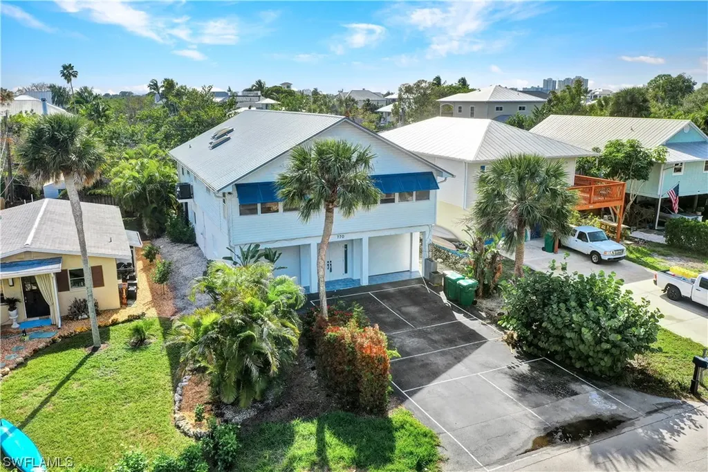 770 Park Avenue Naples FL 34110