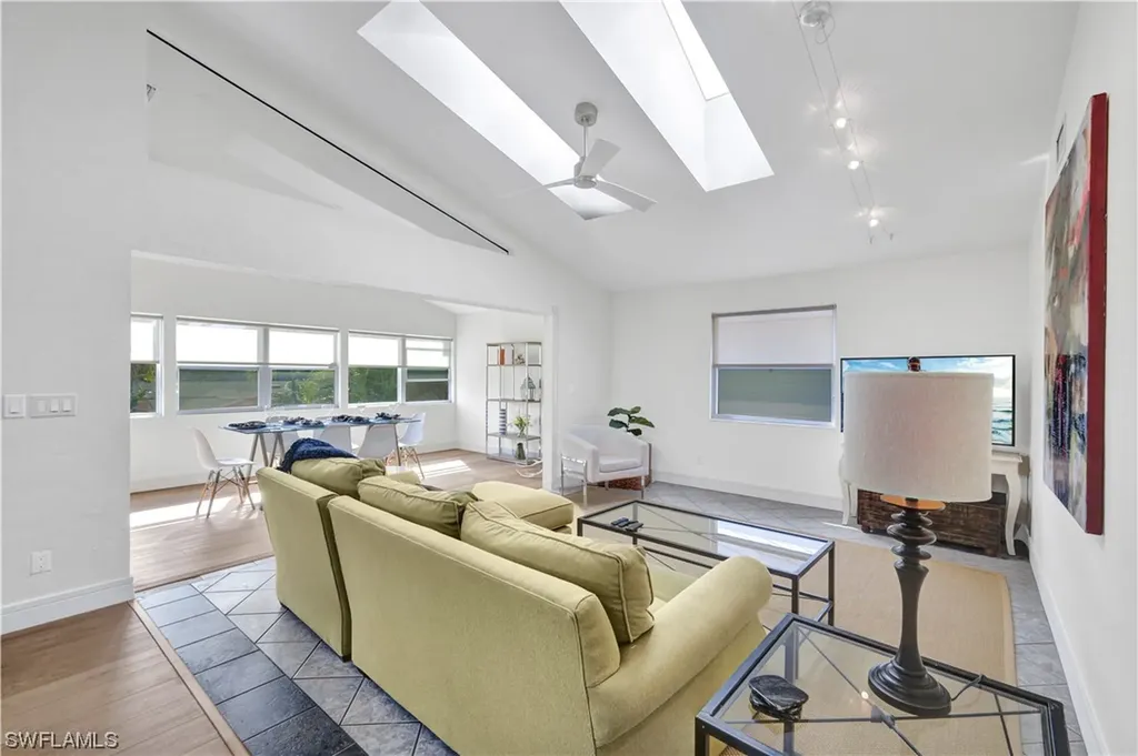 770 Park Avenue Naples FL 34110