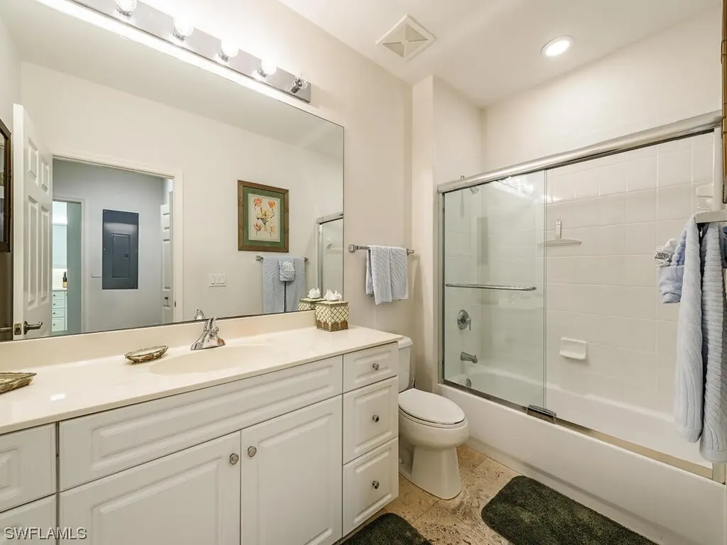 410 Bayfront Place Naples FL 34102