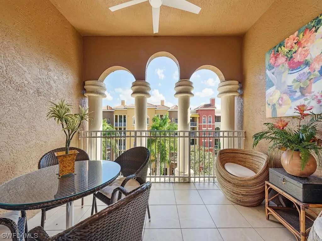 410 Bayfront Place Naples FL 34102
