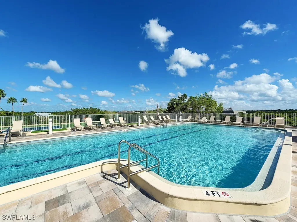 410 Bayfront Place Naples FL 34102