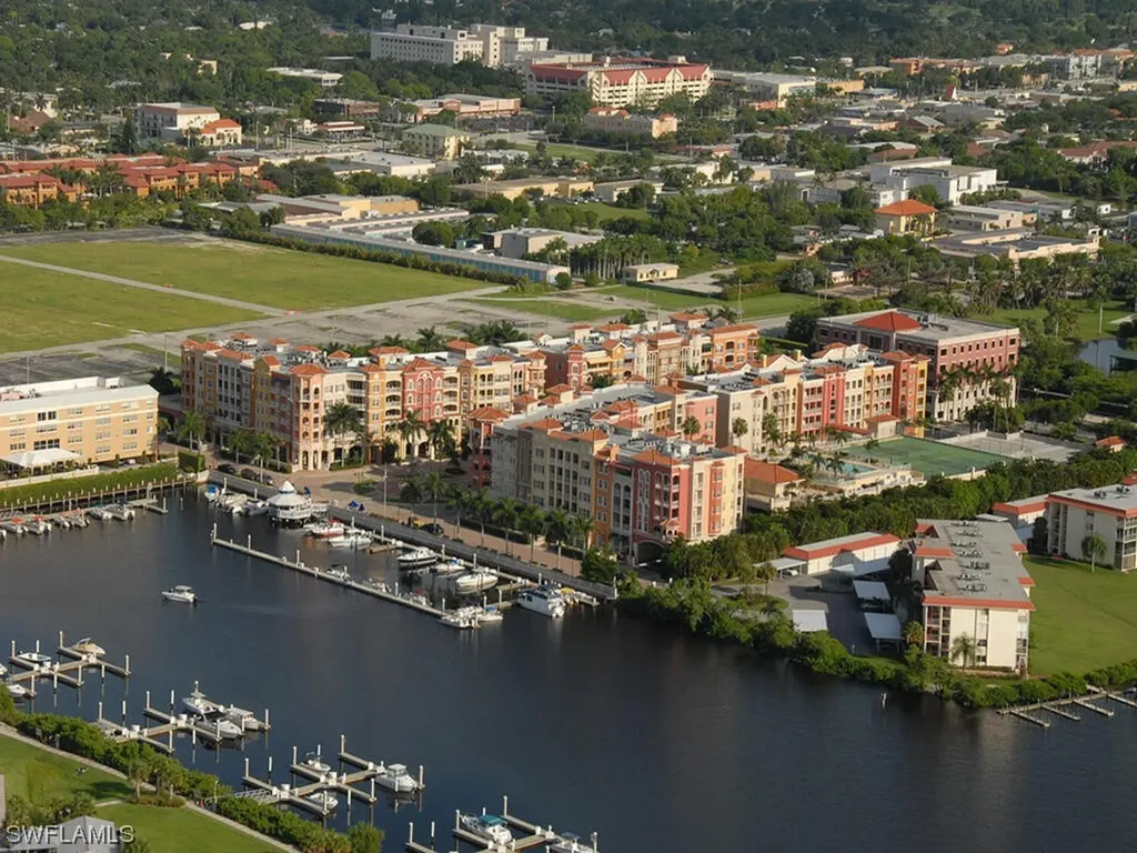 410 Bayfront Place Naples FL 34102