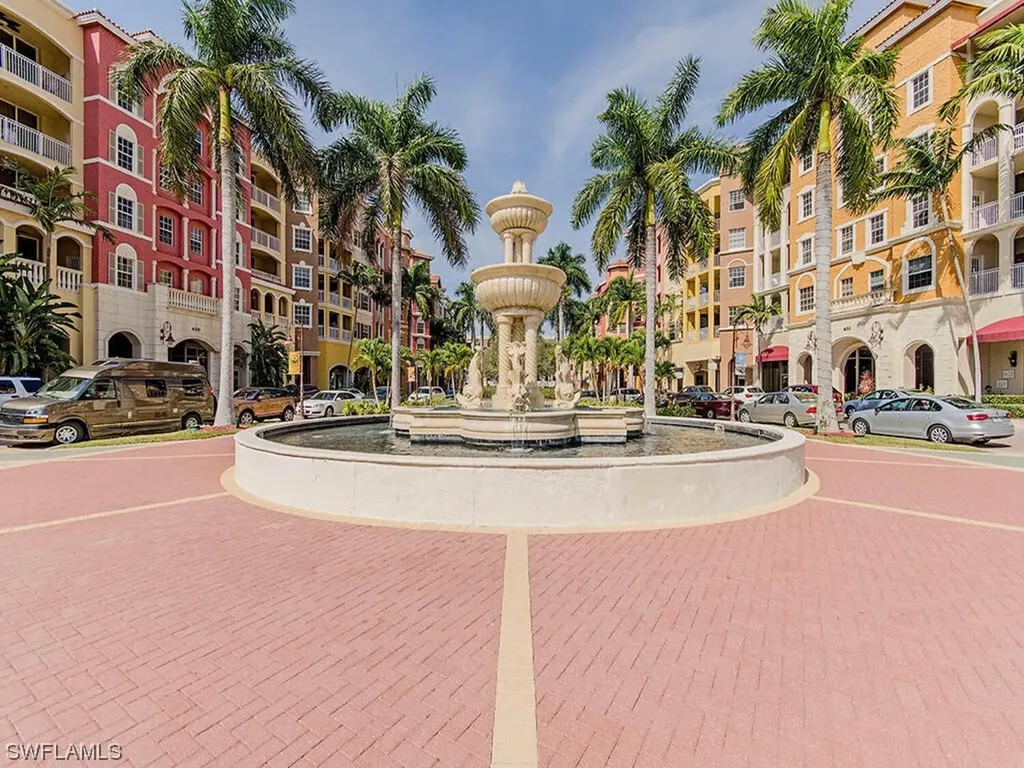 410 Bayfront Place Naples FL 34102