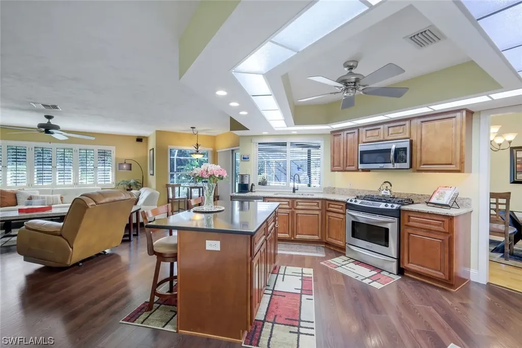 6110 Spanish Oaks Lane Naples FL 34119