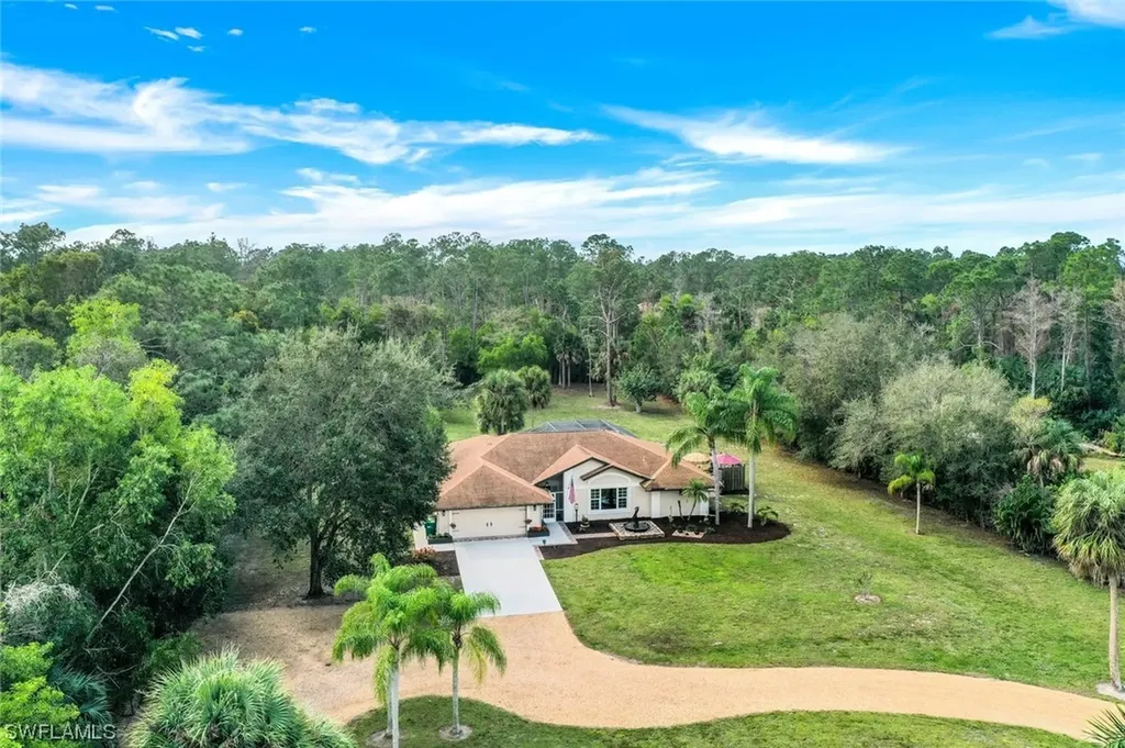 6110 Spanish Oaks Lane Naples FL 34119