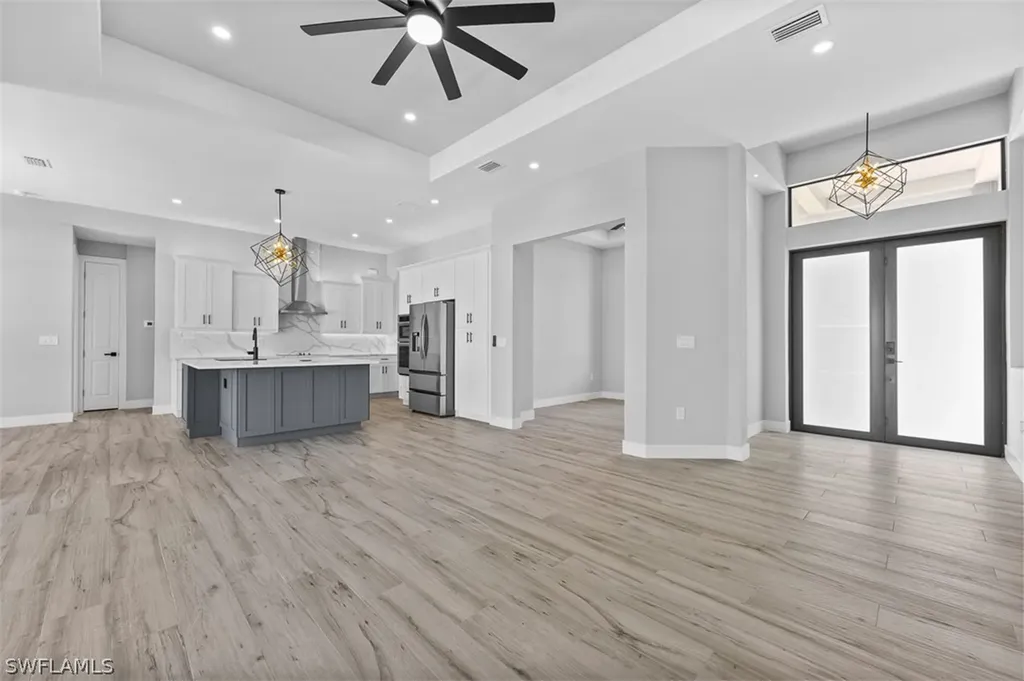 2315 NW 18th Street Cape Coral FL 33993