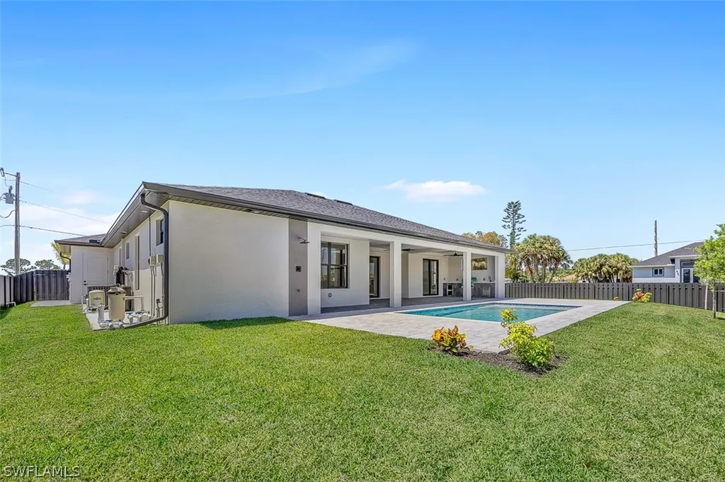 2315 NW 18th Street Cape Coral FL 33993