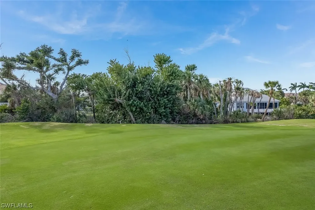 2438 Wulfert Road Sanibel FL 33957