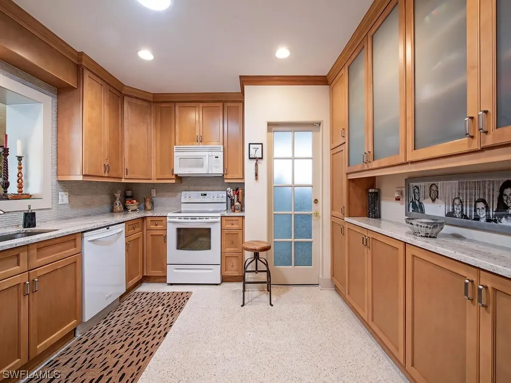 1270 Diana Avenue Naples FL 34103
