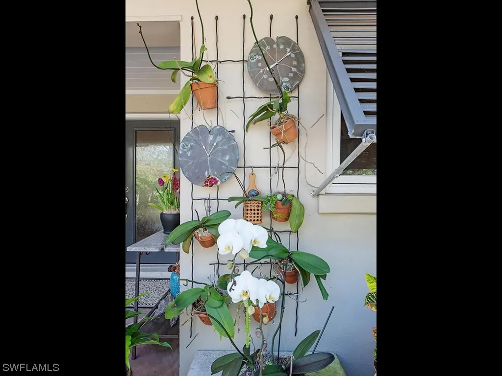 1270 Diana Avenue Naples FL 34103
